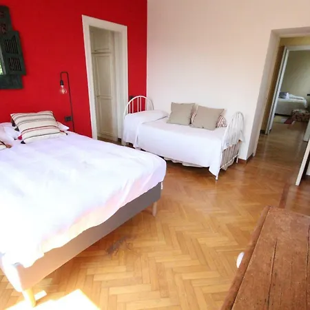 Botanic Garden Villa